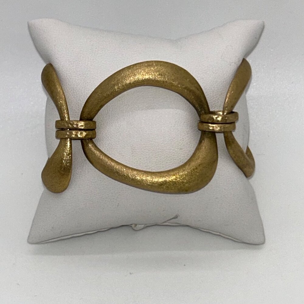 Rivka Friedman Brushed Gold-tone Oval Link Bracelet Clad Textured Statement - Picture 3 of 14